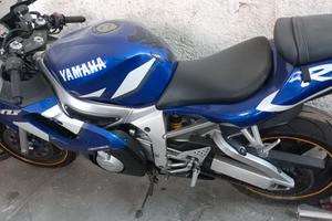 Yamaha YZF R6 - 2001