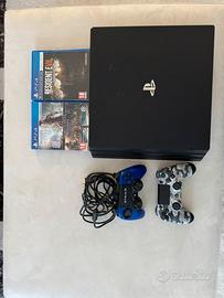 Sony PlayStation 4 Pro 1 TB +2 giochi+2 gamepad