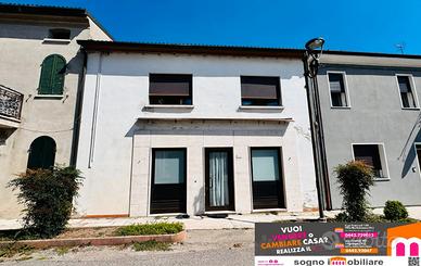 Villetta a schiera a 15 km da Legnago (Vr)