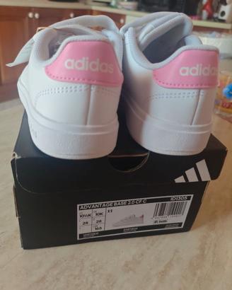 Scarpe Adidas bambina taglia 28 NUOVE