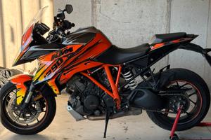 KTM SuperDuke GT 2017