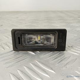 Luce Targa LED Posteriore Audi Q2 VW Tiguan II 5NA