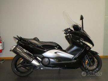 YAMAHA T-Max 500