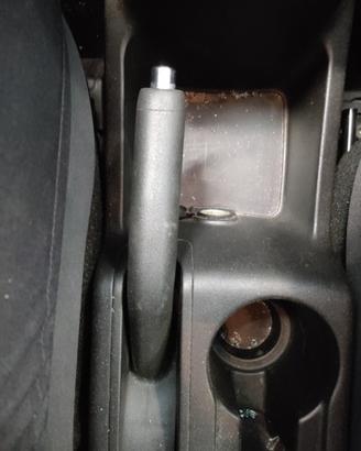 Leva freno a mano HYUNDAI IX20 1396cc benz 2015