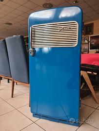 Vintage frigo FIAT 9005 degli anni '50