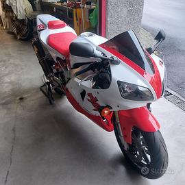 Yamaha r1 1999