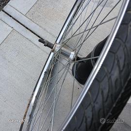 cerchi ruota da 26 e da 28,piu bici uomo