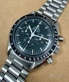 Omega Speedmaster "Straight Writing"