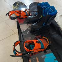 Snowboard NITRO + Attachi RIDE + Scarponi FORUM