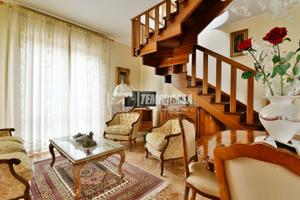 APPARTAMENTO CON 3 CAMERE E VISTA MARE IN ZONA COR