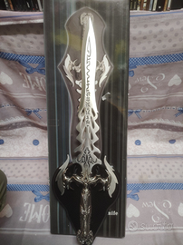 Spada fantasy in acciao inossidabile