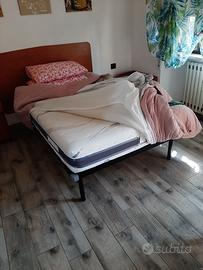 Letto in doghe con materasso memory