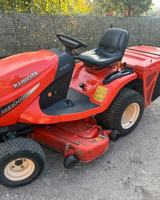 Trattorino tagliaerba kubota  gr 2100 ii