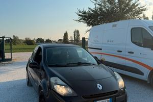 Renault Clio 3 porte neopatentati
