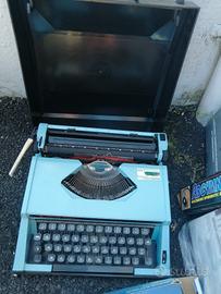 Macchina da scrivere wintage 