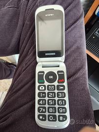 telefono Brondi con caricabatterie 
