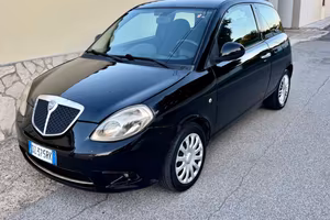 Lancia Ypsilon 1.2 Argento