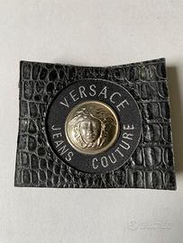Etichetta Versace jeans couture vintage