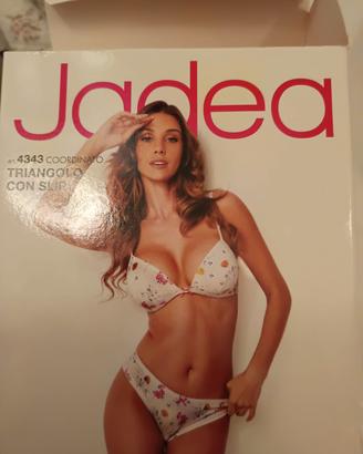 completo intimo Jadesa