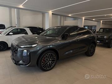AUDI Q3 TFSI 195 kW S tronic quattro S Line edit