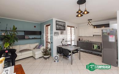 LUMINOSO TRILOCALE CON DOPPI TERRAZZI DI RECENTE C