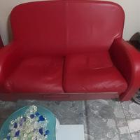 Divano e poltrona della Frau