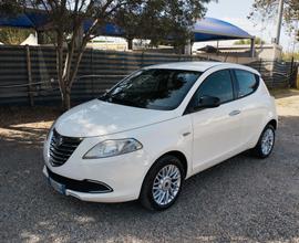Lancia Ypsilon 1.3 MJT 16V 95 CV 5 porte S&S Plati