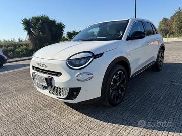 Fiat 600 Hybrid 110 CV DCT MHEV La Prima II