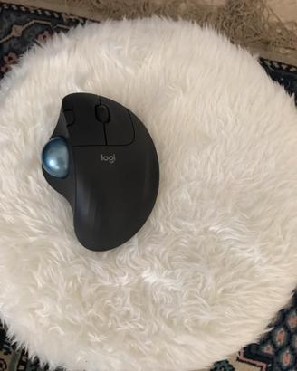 Mouse logitech ERGO M575S