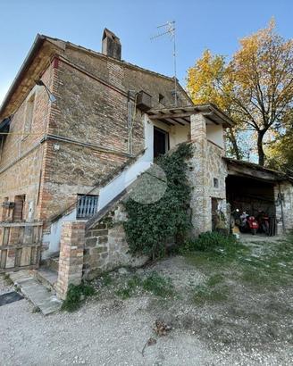 CASA SEMINDIPENDENTE A OTRICOLI