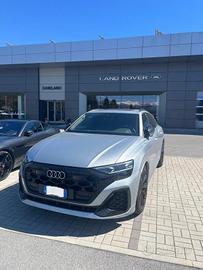 Audi Q8 50 TDI 210kW quattro tip. S Line Edit...