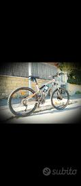 Mountain bike Biammortizzata Rockrider 9.1
