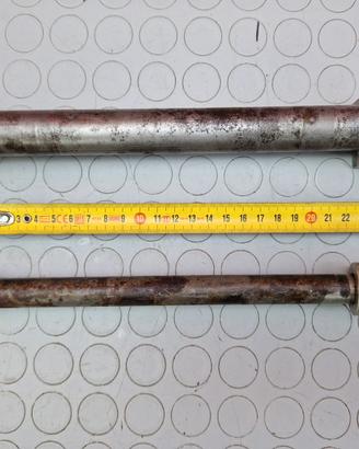 PERNO RUOTA HONDA CRF 250 2008 2009 CRE F 2007 200