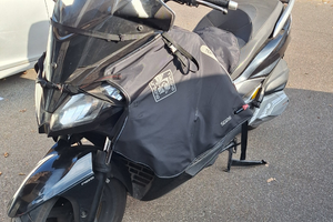 Scooter kawasaki j 300