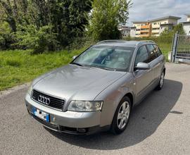 Audì A4 2.5 TDI sw 4x4