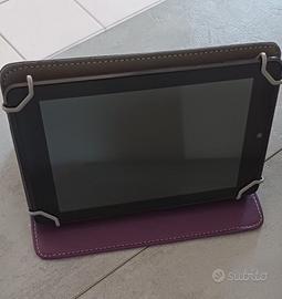 Tablet ASUS con custodia
