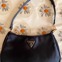 Elegante borsa a spalla Guess nera