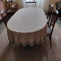 Tavolo da pranzo con 6 seggiole 