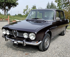 Alfa Romeo 1750 berlina