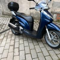 Scooter Honda SH 300 km 27.000 anno 2010