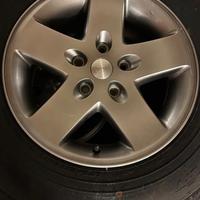 Gomme  m+s e cerchi wrangler 17 pollici