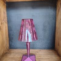 lampada viola di design 