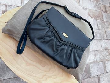 Pochette Vougue in morbida pelle  blu scuro