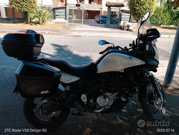 Suzuki V Strom DL 650 - 2013