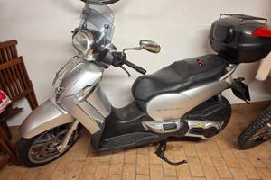 Scooter Aprilia Scarabeo 500