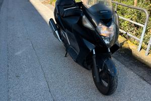 Honda silver wing 400