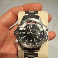 Hamilton, modello Khaki Navy Sub Gmt rif. H745110