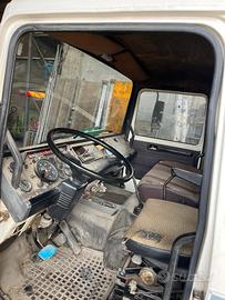 Camion Renault JN1A12 32