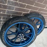 Coppia cerchi moto 50