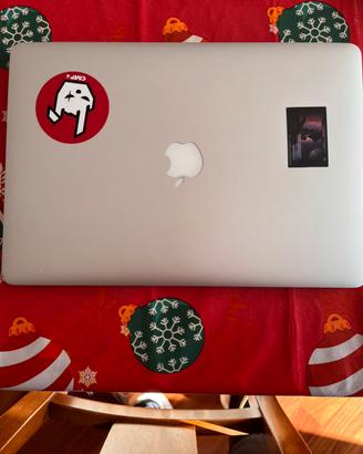 Macbook Pro Mid 2015 i7 256 SSD